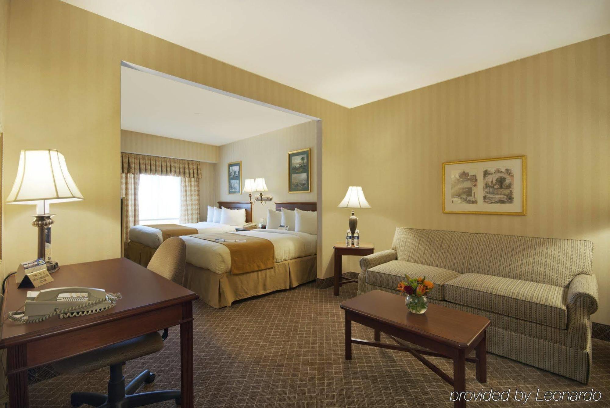 Best Western Plus Boston Hotel Room photo